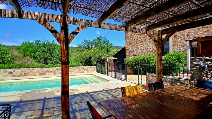 Image No.6-6 Bed Property for sale