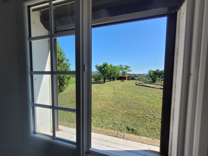 Image No.15-5 Bed Property for sale