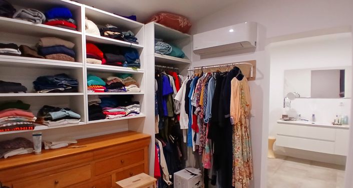 Image No.21-5 Bed House for sale