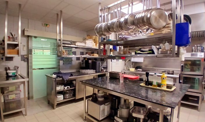 Image No.24-5 Bed House for sale