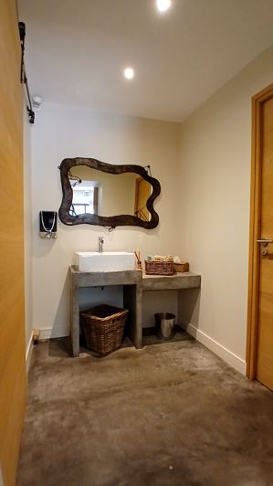 Image No.27-5 Bed House for sale