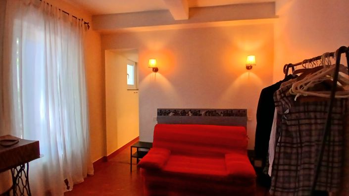 Image No.31-5 Bed House for sale