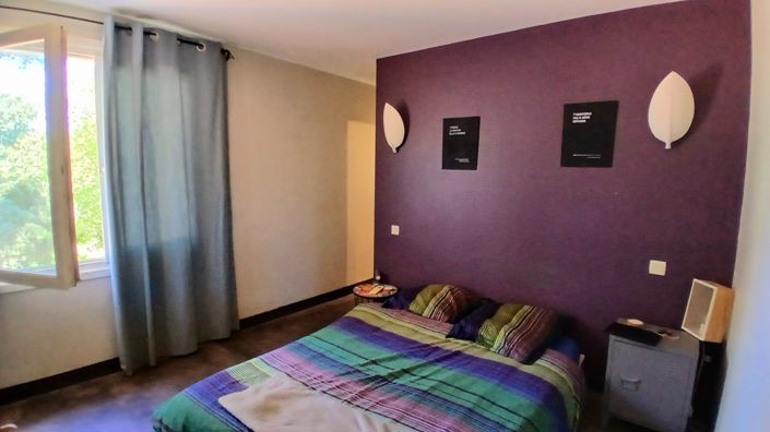 Image No.36-5 Bed House for sale