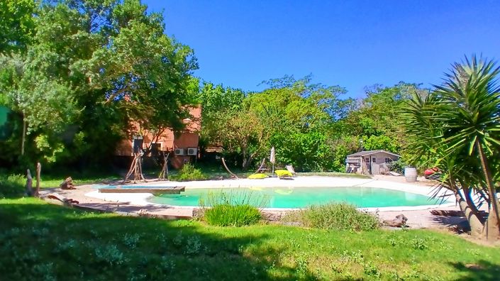 Image No.7-5 Bed House for sale