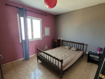 lau556400ek