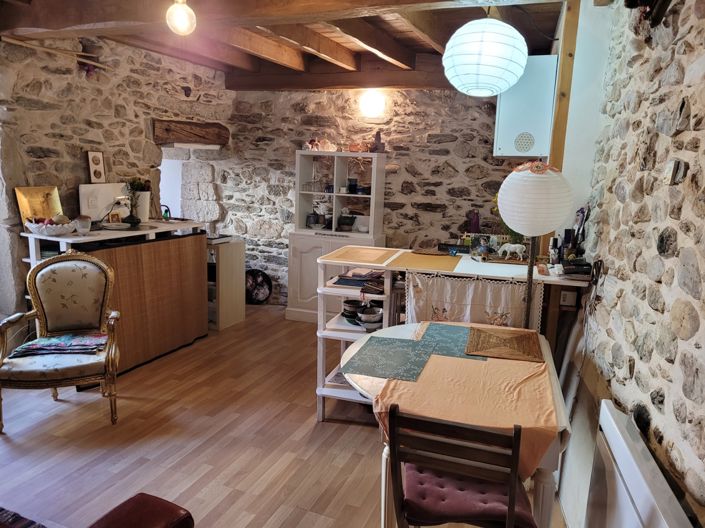 Image No.6-2 Bed House for sale