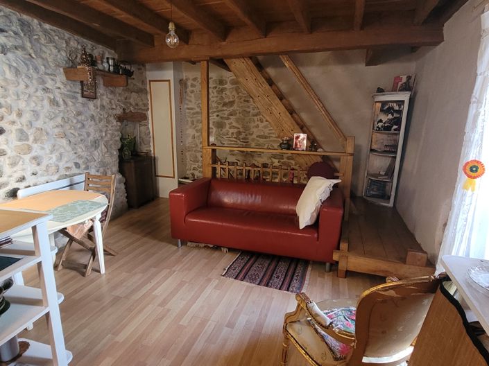 Image No.6-2 Bed House for sale