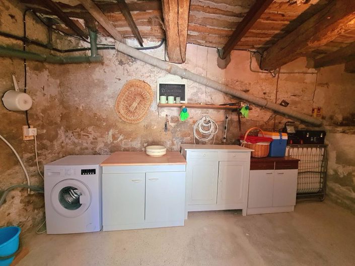 Image No.20-2 Bed House for sale