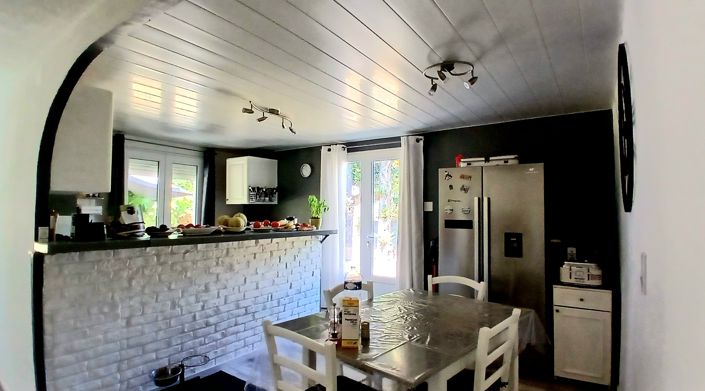 Image No.11-3 Bed Barn for sale