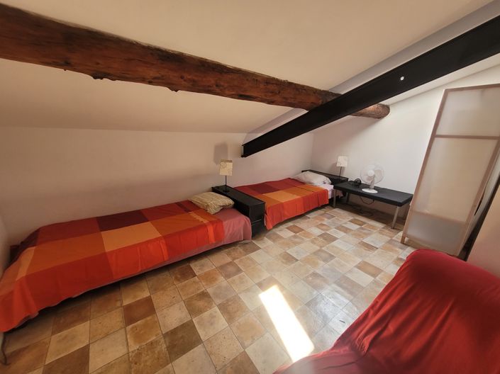 Image No.20-5 Bed House for sale