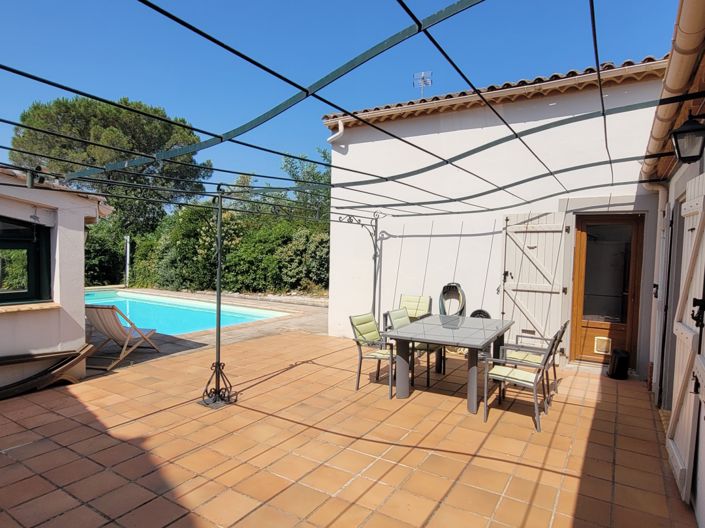 Image No.5-3 Bed Property for sale
