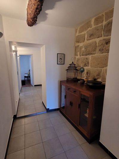 Image No.20-4 Bed House for sale