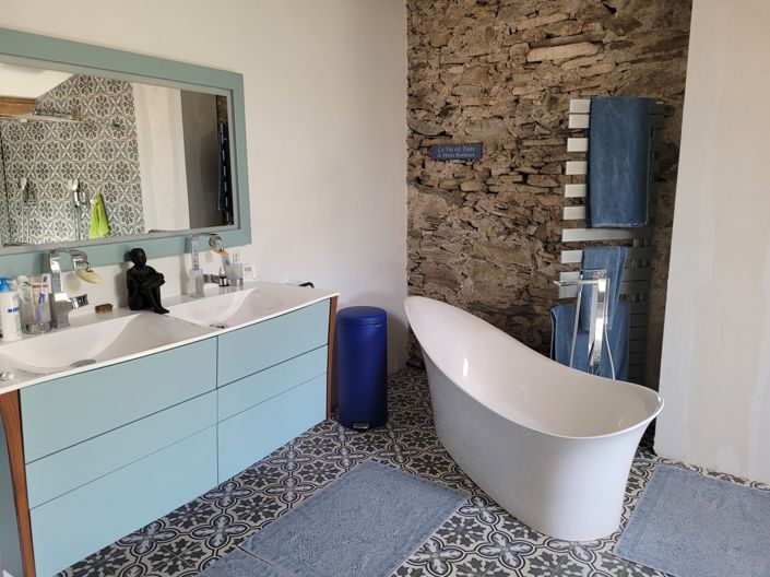 Image No.12-5 Bed House for sale