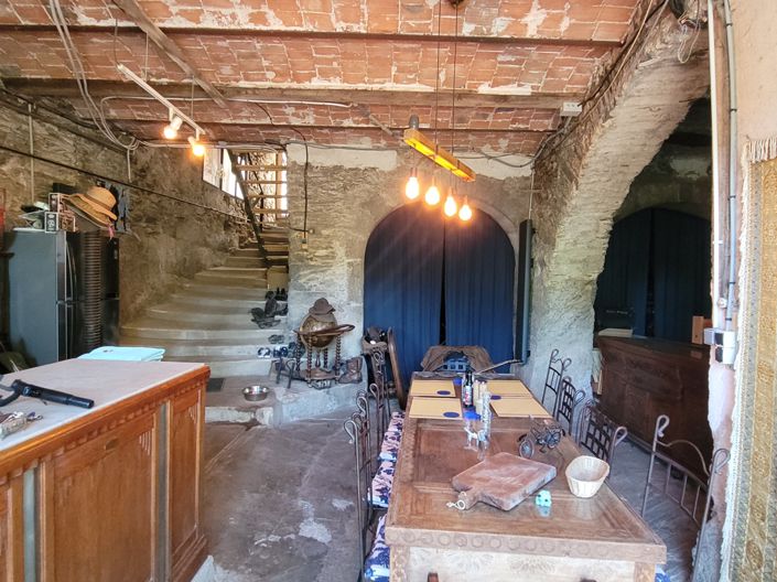 Image No.18-5 Bed House for sale