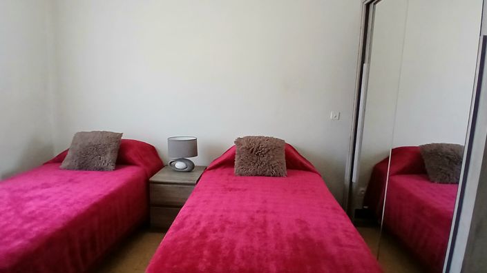 Image No.13-5 Bed House for sale