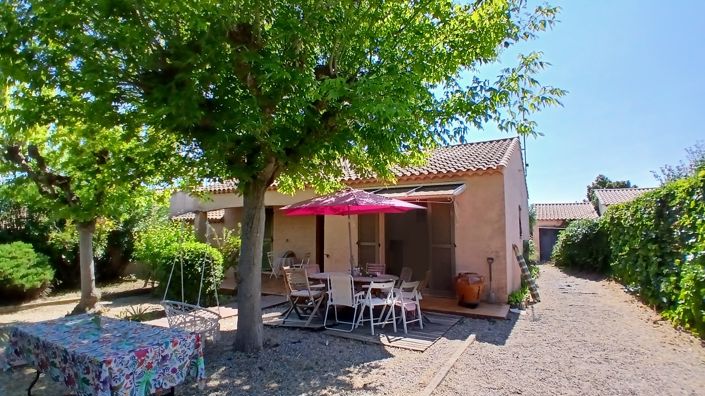 Image No.4-4 Bed Property for sale