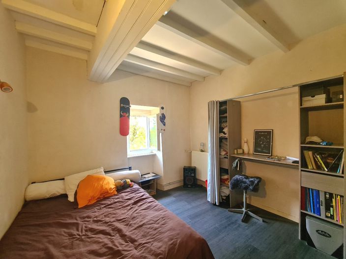 Image No.35-5 Bed Commercial for sale