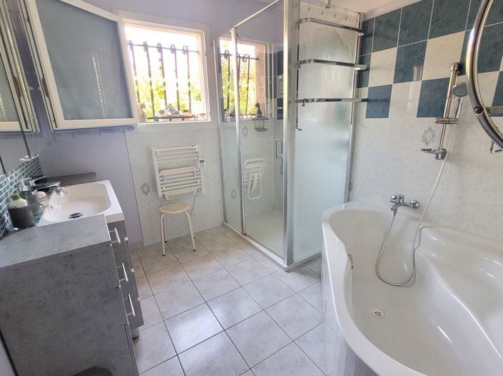 Image No.14-Propriété de 4 chambres à vendre à Pézenas