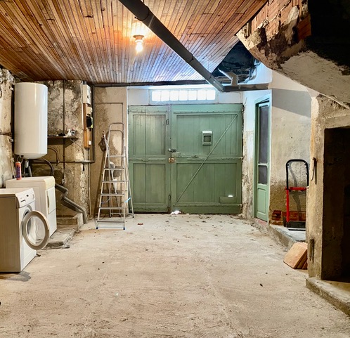 Image No.17-3 Bed House for sale