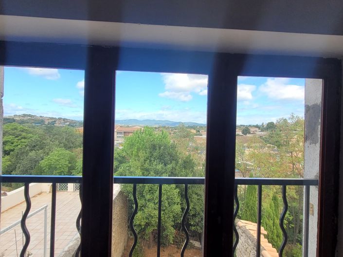 Image No.10-4 Bed House for sale