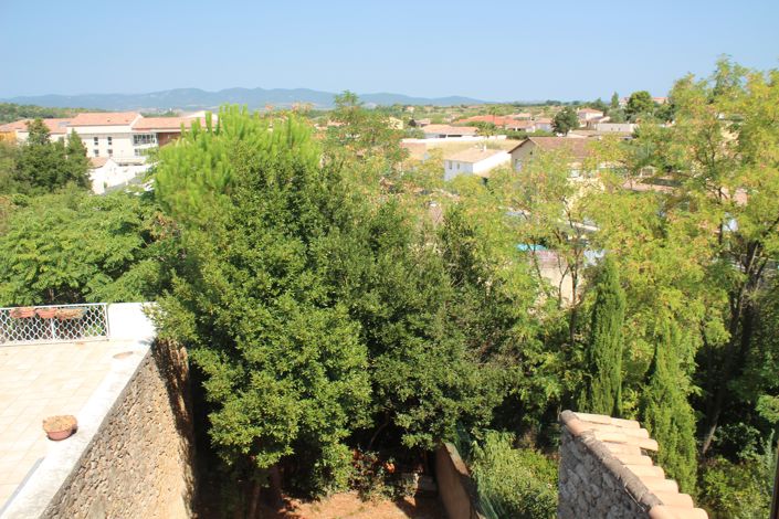 Image No.19-4 Bed House for sale