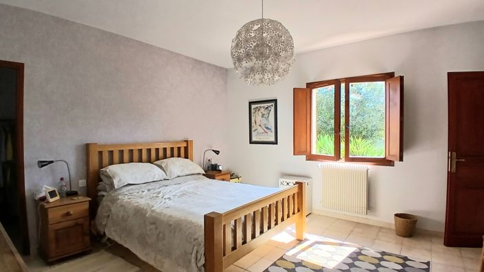 Image No.13-4 Bed Property for sale