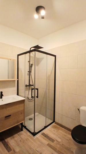 Image No.20-4 Bed House for sale