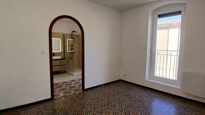 Image No.30-4 Bed House for sale