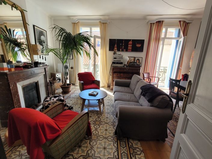 Image No.5-2 Bed House for sale