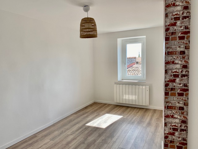 Image No.13-4 Bed House for sale