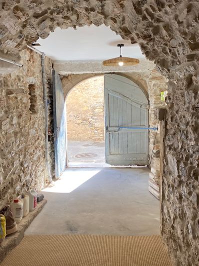 Image No.20-4 Bed House for sale