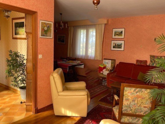 Image No.17-5 Bed Property for sale