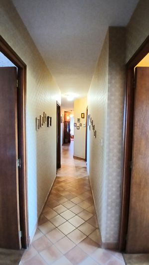 Image No.22-5 Bed Property for sale