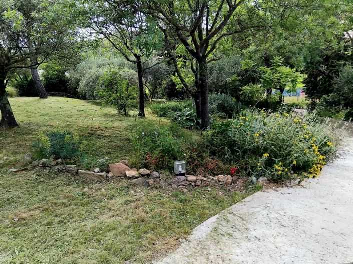 Image No.3-5 Bed Property for sale