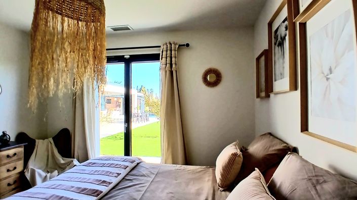 Image No.24-4 Bed Property for sale