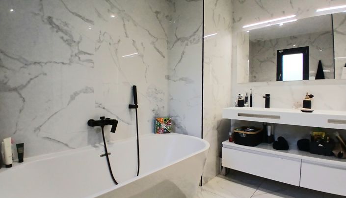 Image No.26-4 Bed Property for sale