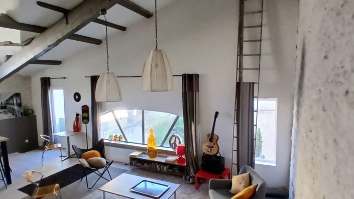 Image No.28-8 Bed House for sale