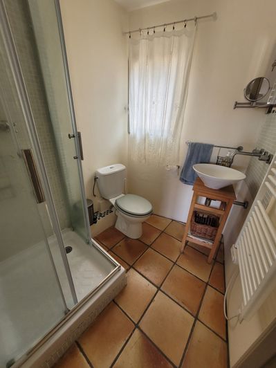 Image No.10-2 Bed House for sale