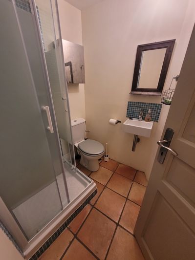 Image No.12-2 Bed House for sale