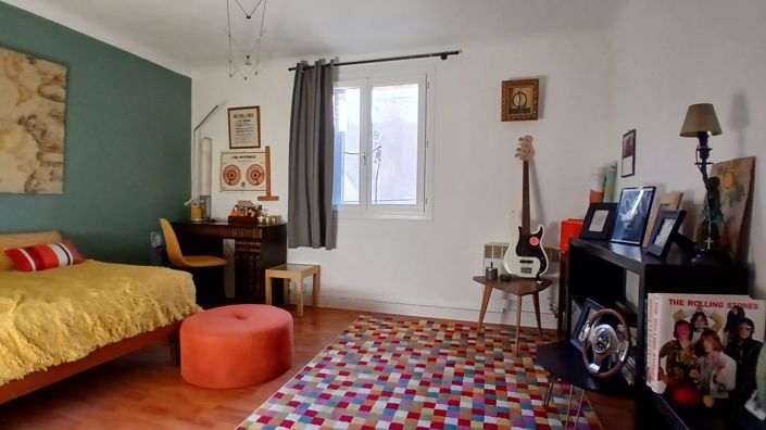 Image No.29-8 Bed House for sale