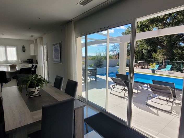 Image No.9-3 Bed Property for sale