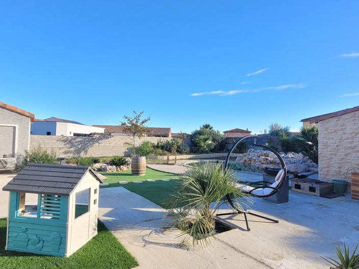 Image No.3-5 Bed Property for sale