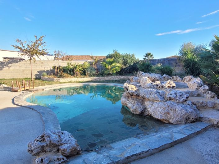 Image No.4-5 Bed Property for sale