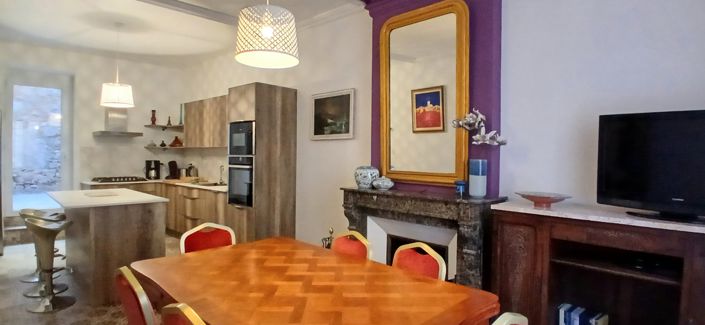 Image No.12-4 Bed House for sale