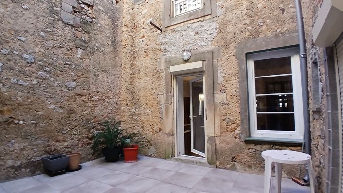 Image No.17-4 Bed House for sale