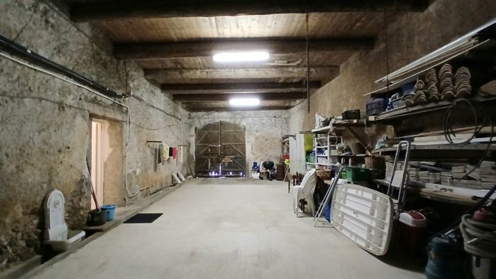 Image No.22-4 Bed House for sale