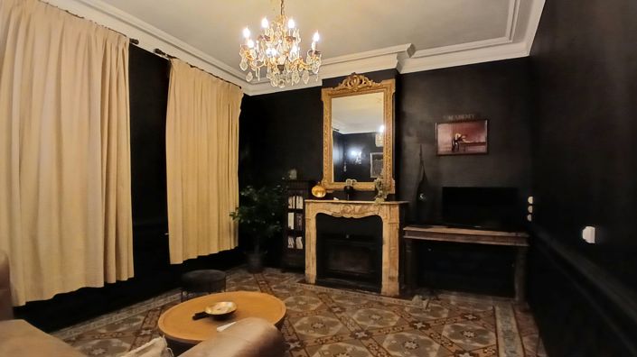 Image No.17-5 Bed House for sale