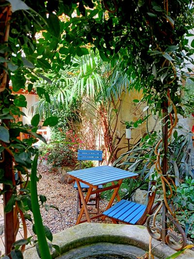 Image No.9-5 Bed House for sale