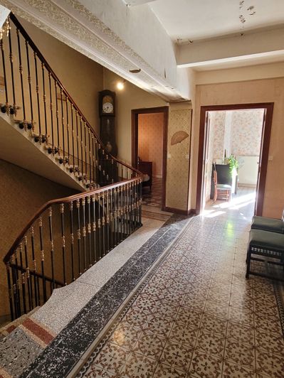 Image No.11-7 Bed House for sale