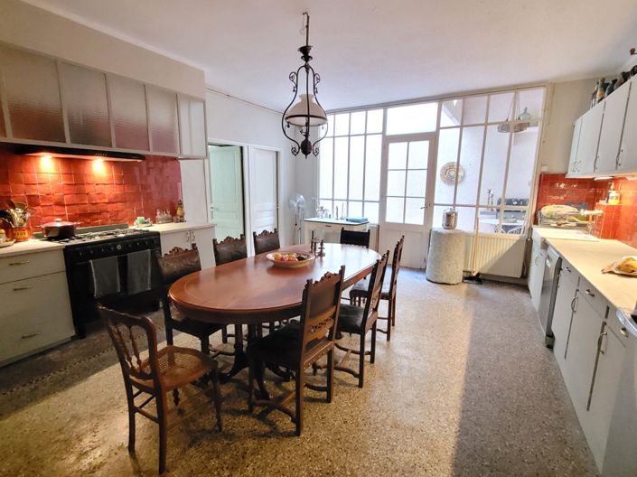 Image No.15-7 Bed House for sale